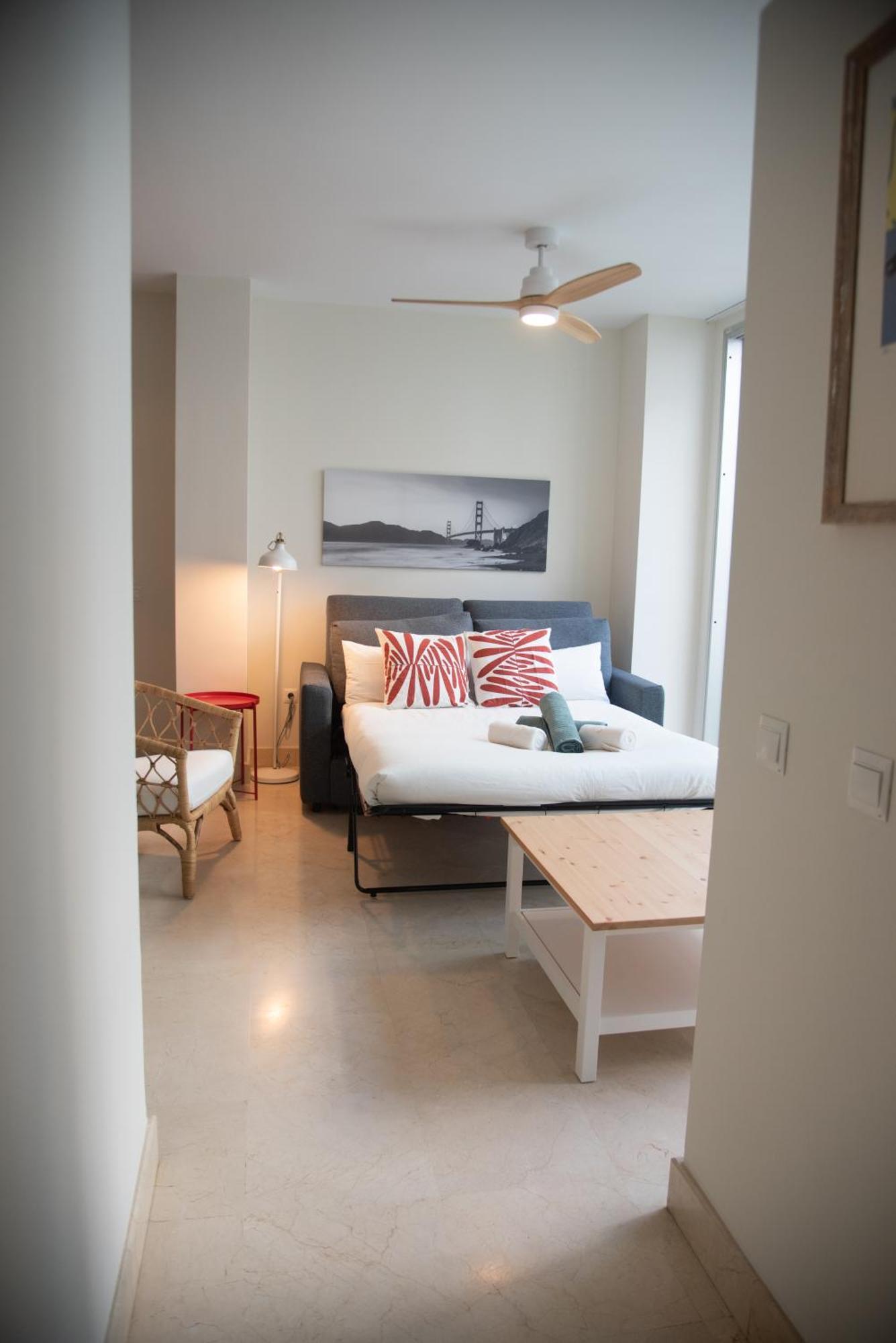Tentudia Charming Apartments With Private Roof-Top Or Patio In San Bernardo By Ocityzen Siviglia Esterno foto