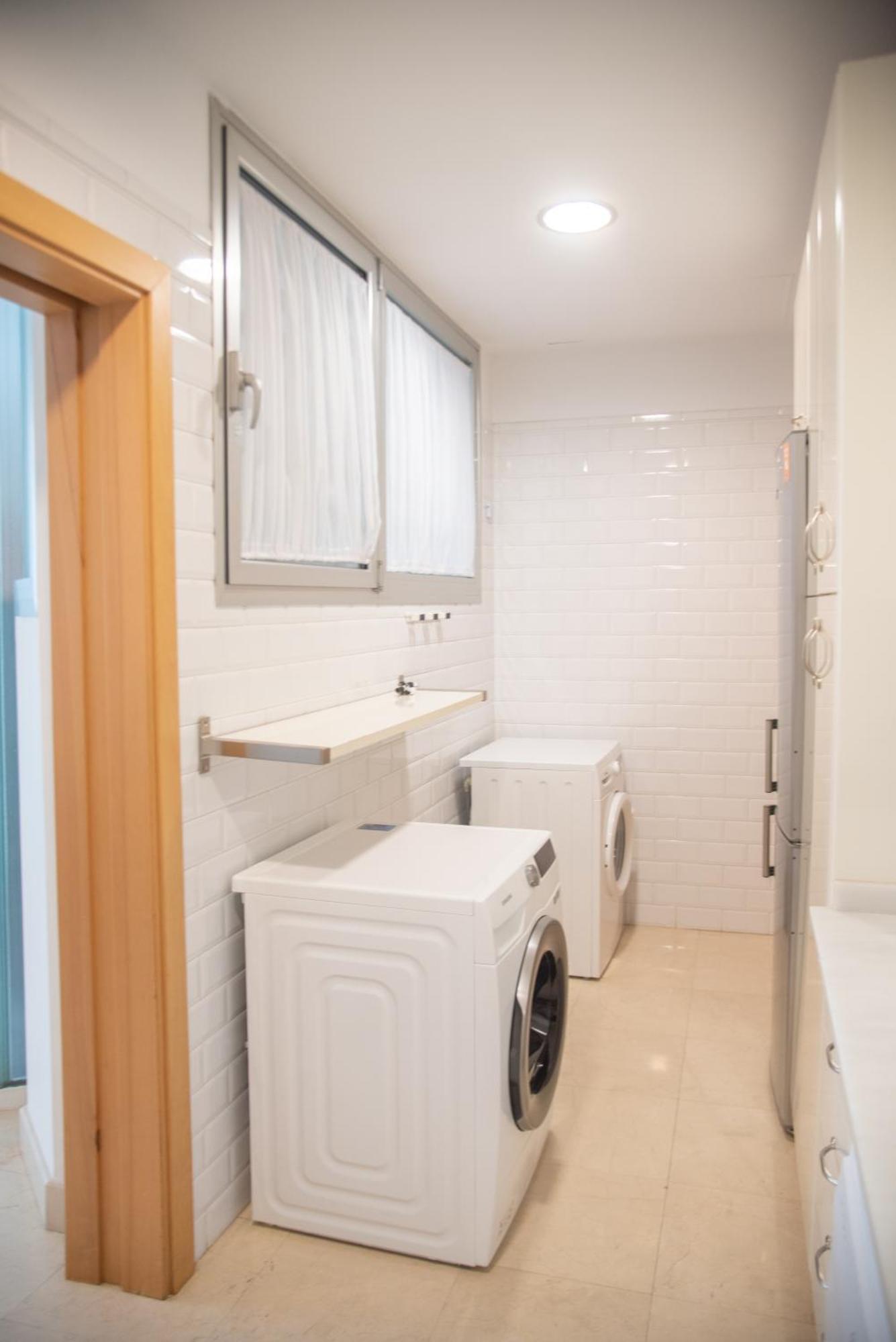 Tentudia Charming Apartments With Private Roof-Top Or Patio In San Bernardo By Ocityzen Siviglia Esterno foto